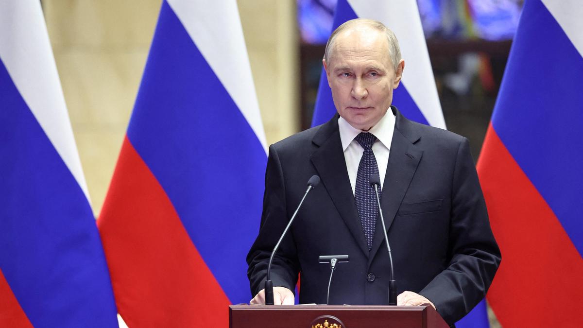 Putin ready to talk to Macron if there is mutual will, Kremlin says