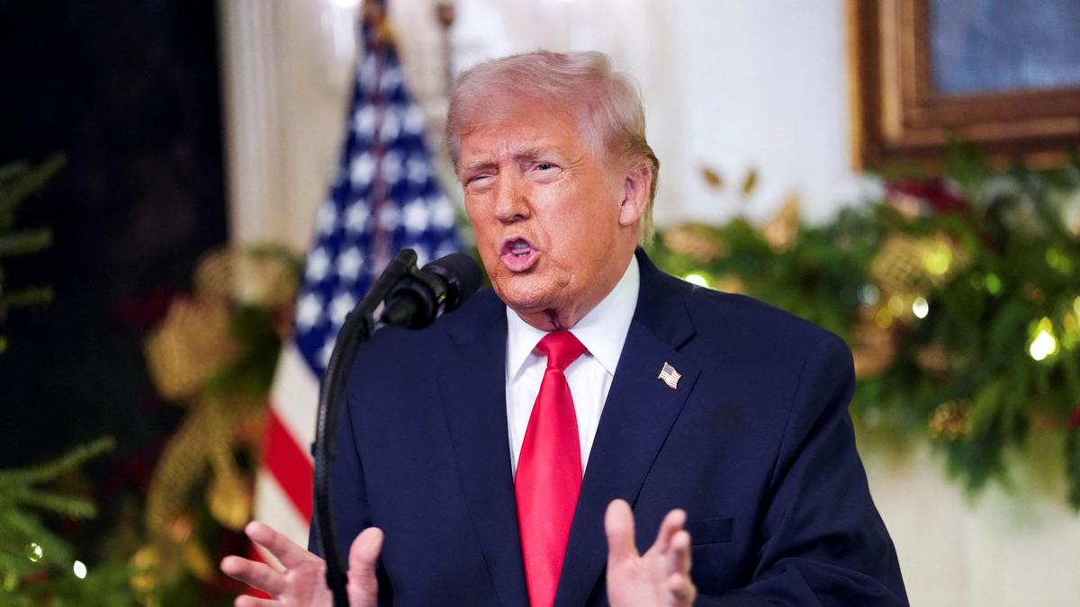 Trump in White House speech announces ,776 bonus for U.S. troops, as he says economy is strong