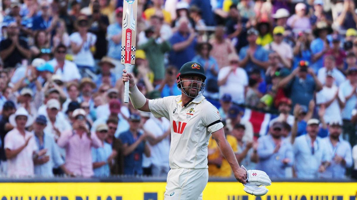 AUS vs ENG third Test: Travis Head slams unbeaten century, England hopes fade