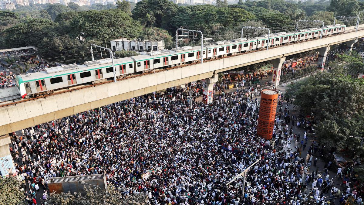 Bangladesh violence: UN rights chief calls for end to revenge attacks in Bangladesh