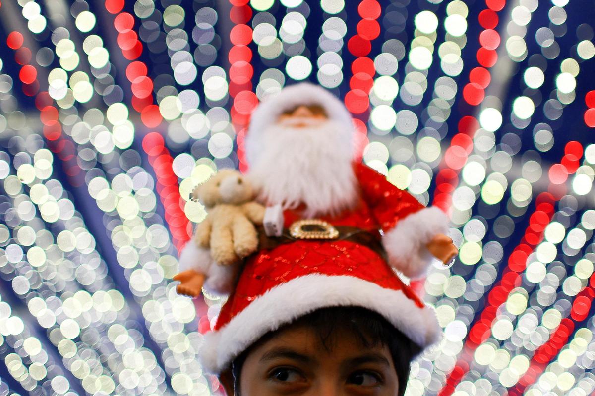 Watch: Christmas celebrations from around the world