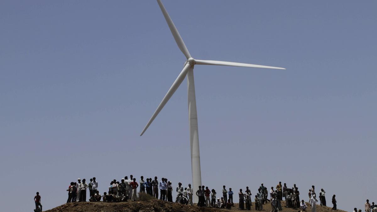 Suzlon to start three new AI-enabled smart blade factories