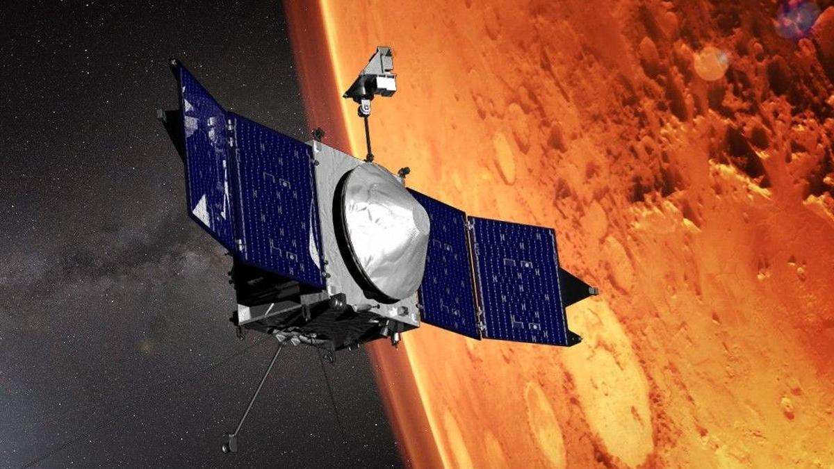 NASA loses contact with MAVEN spacecraft after a decade in Mars orbit