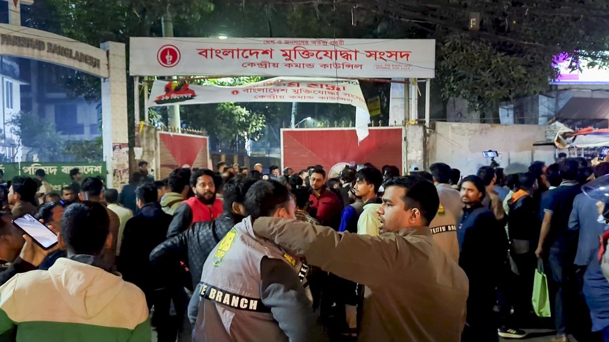 At least 1 killed in crude bomb explosion in Bangladesh’s Dhaka