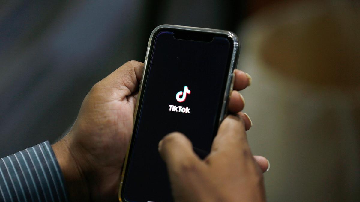 TikTok signs deal to sell U.S. unit to American investors, including Oracle, Silver Lake