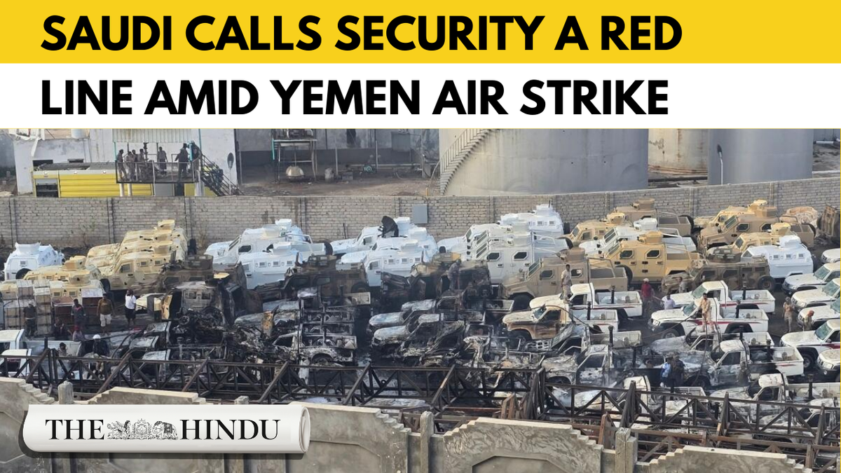 Smoke rises in Yemeni port of Mukalla following Saudi-led coalition strike