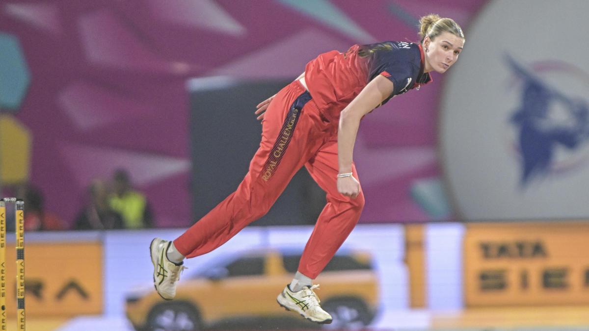 Bell strikes the right notes for RCB with new ball