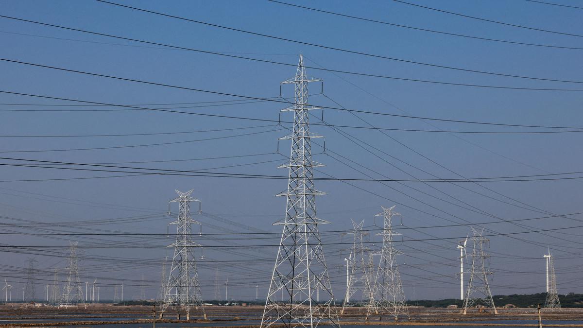 Reversing years of losses, power distribution utilities see ₹2,701 crore profit in FY25