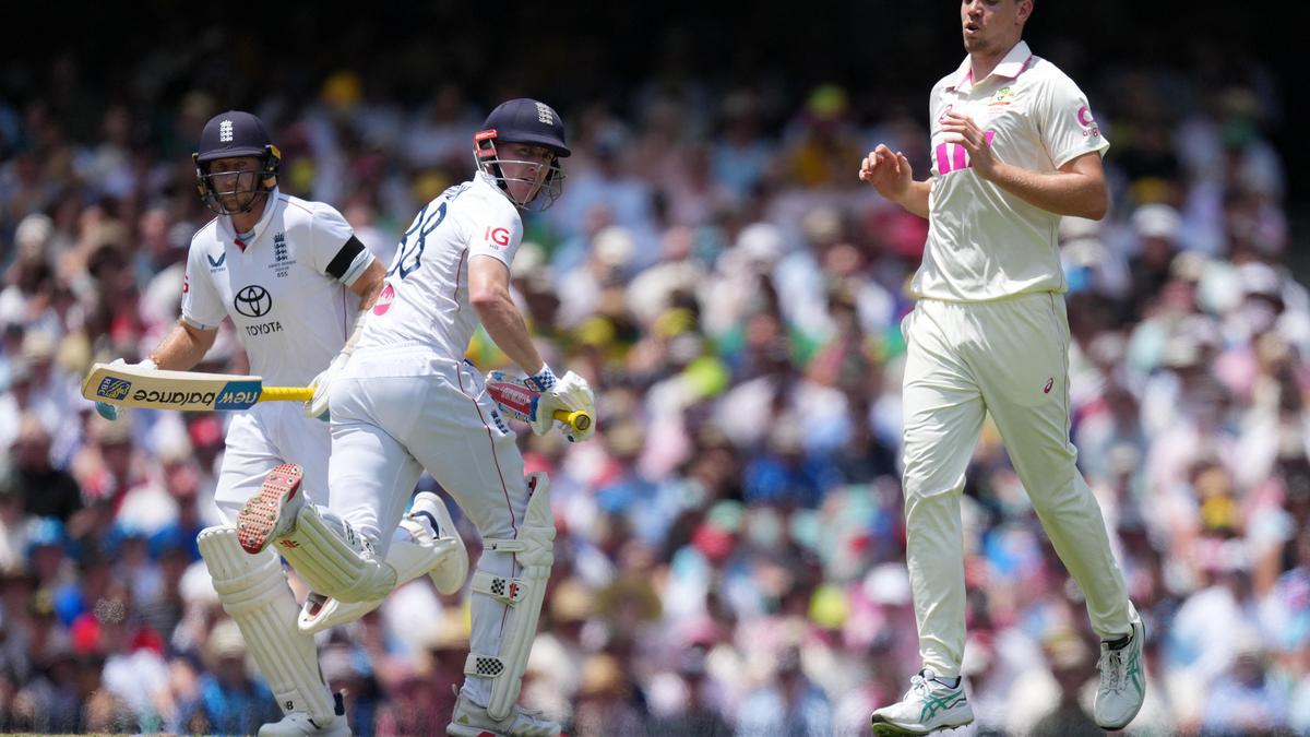 AUS vs ENG fifth Ashes Test: England wins toss, elect to bat