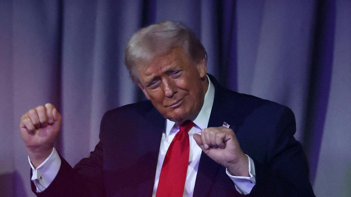 Trump says U.S. oil pledged 0 billion for Venezuela ahead of White House meeting