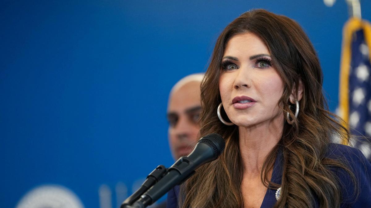 U.S. sends more agents to Minneapolis despite furore over woman’s killing