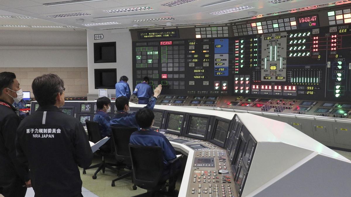 Japan pauses restart of world’s biggest nuclear plant