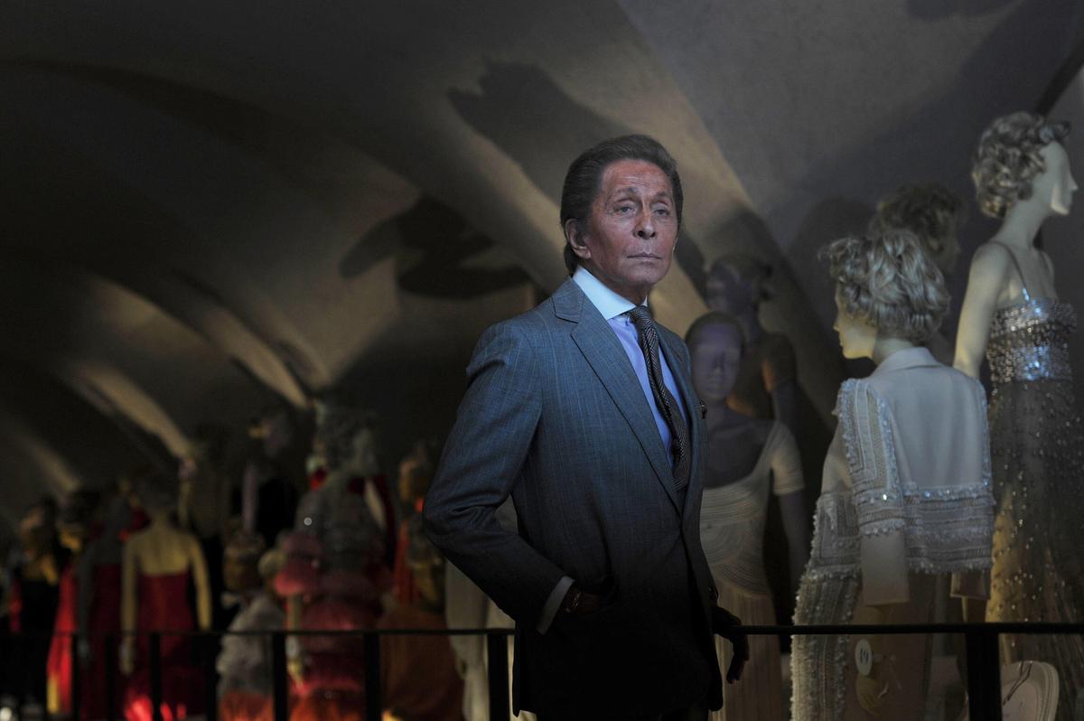 Fans, partner pay tribute to fashion icon Valentino, who died aged 93