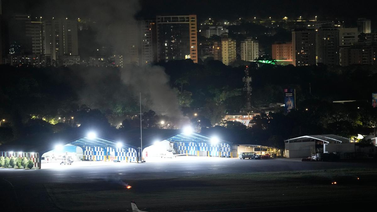 At least 7 explosions and low-flying aircraft heard in Venezuela’s Caracas