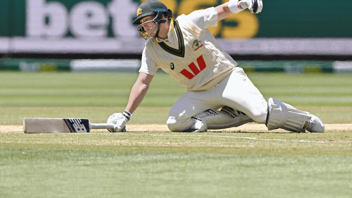 Steve Smith bats away retirement talk as he keeps England guessing