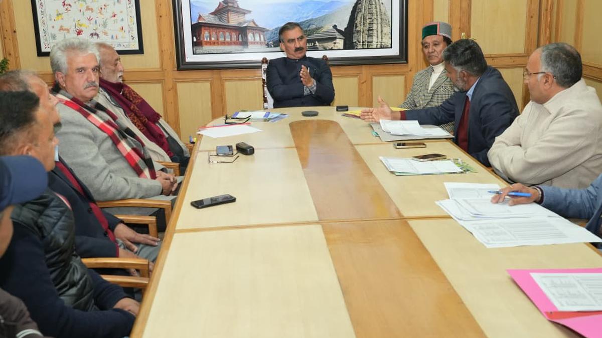 Will firmly take up apple import duty concerns with Centre, says Himachal CM