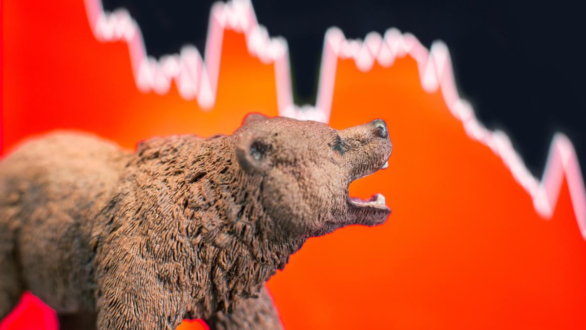 Sensex declines 455 points on foreign fund outflows, trade-related concerns