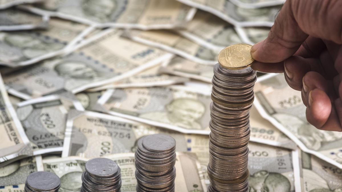 Rupee falls 6 paise to close at 90.29 against U.S. dollar