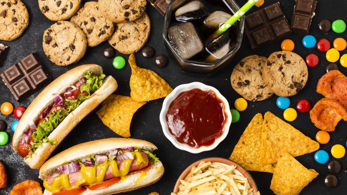 U.K. starts ban on junk food ads on daytime TV and online
