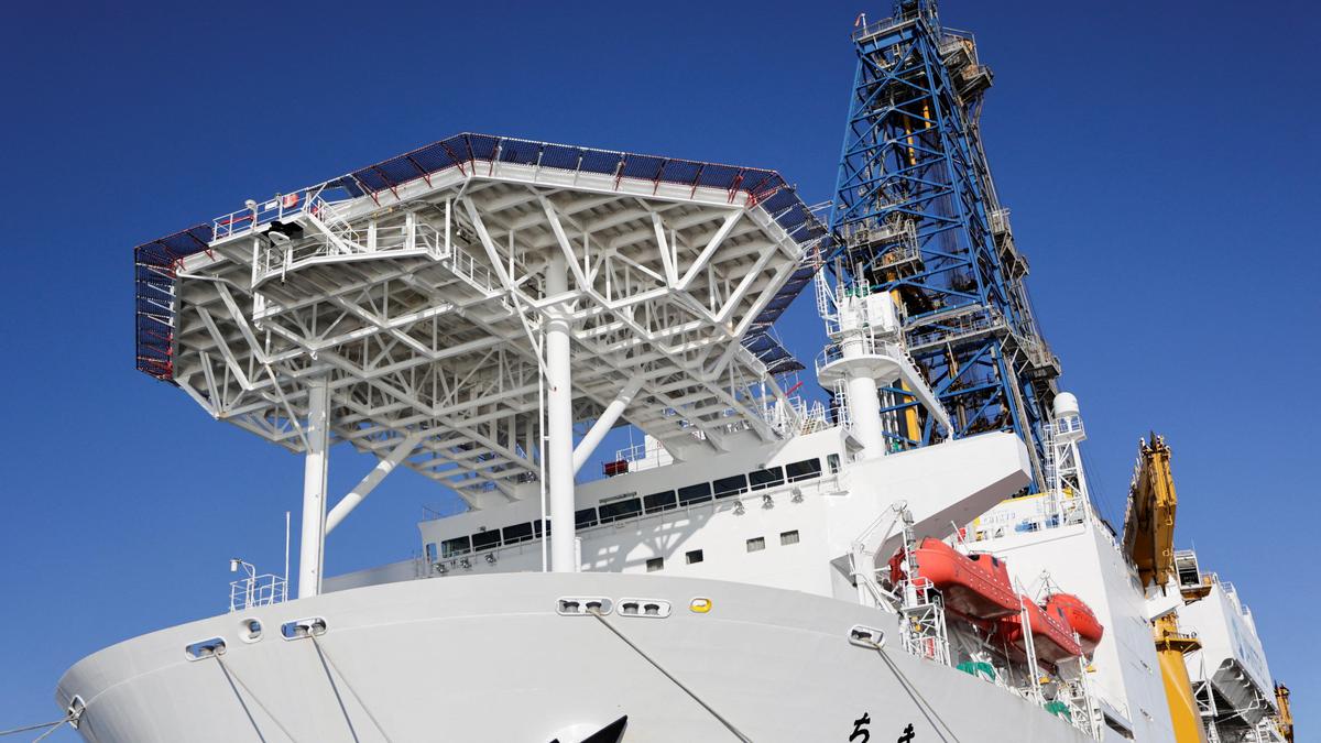 Japan retrieves rare earth mud from deep seabed in test mission