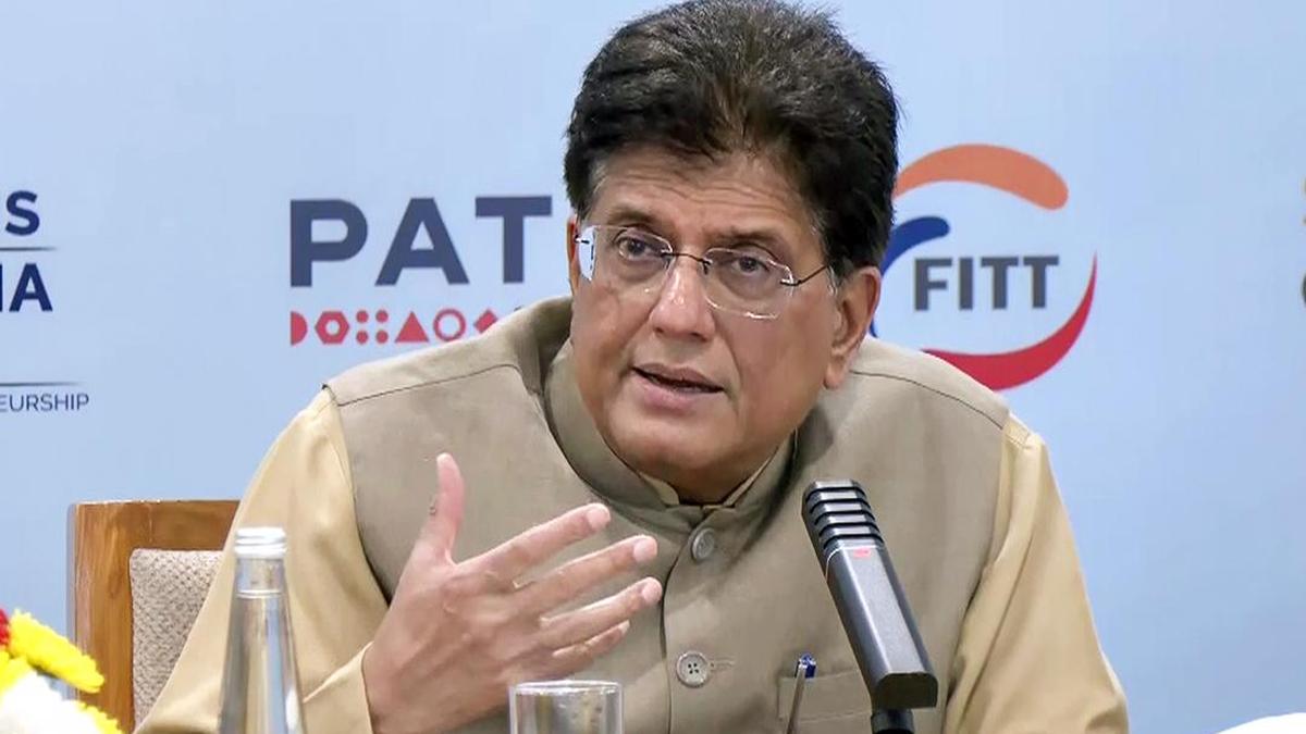 Cotton farmers oppose Goyal’s U.S. import remarks, warn of price crash