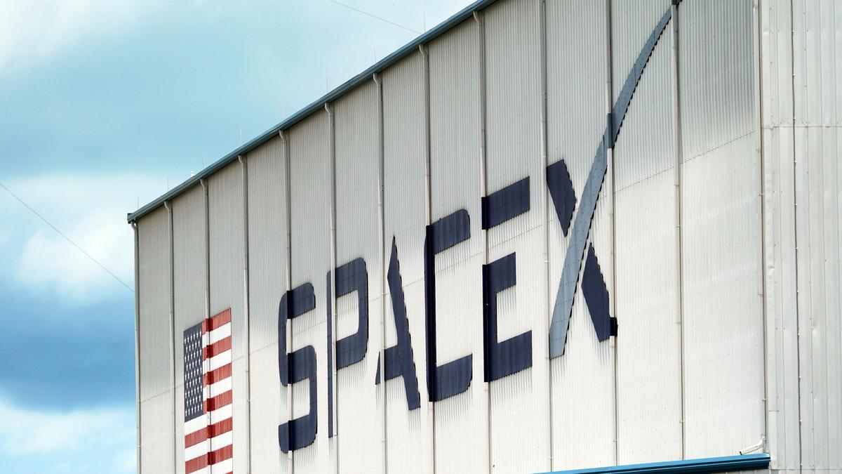 Pentagon asked to probe SpaceX for potential Chinese ownership