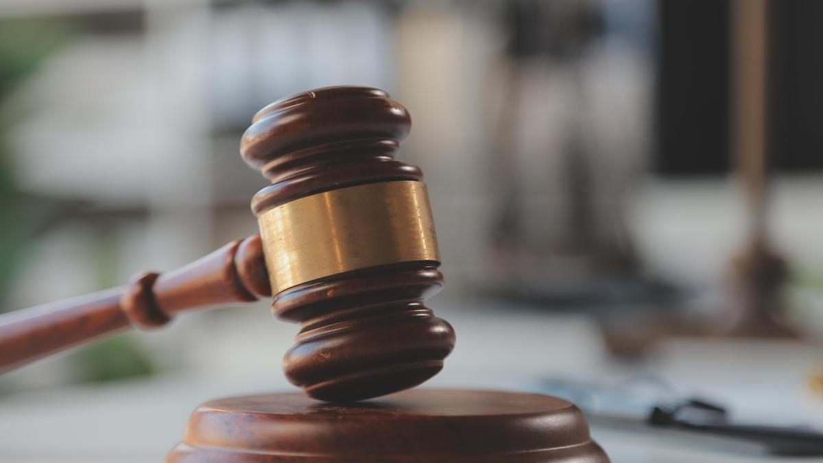 Three scientists were charged in worm smuggling scheme, lawyers say China helped get case dismissed