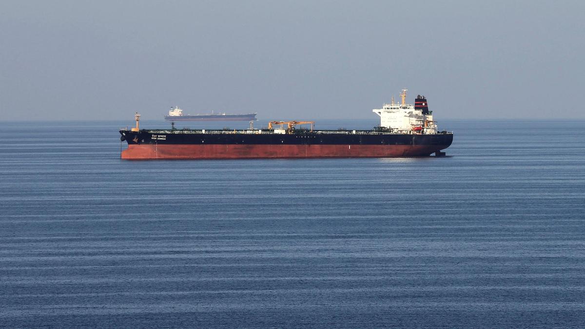 Why the closure of Strait of Hormuz is causing fears about elevating crude oil prices