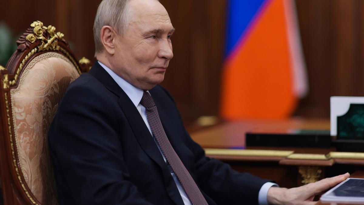 Russian President Putin calls for immediate halt to Iran conflict
