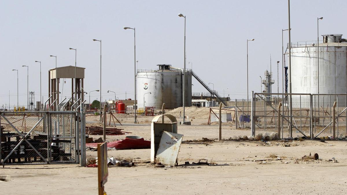 Three workers wounded in strike on North Rumaila oil field in southern Iraq