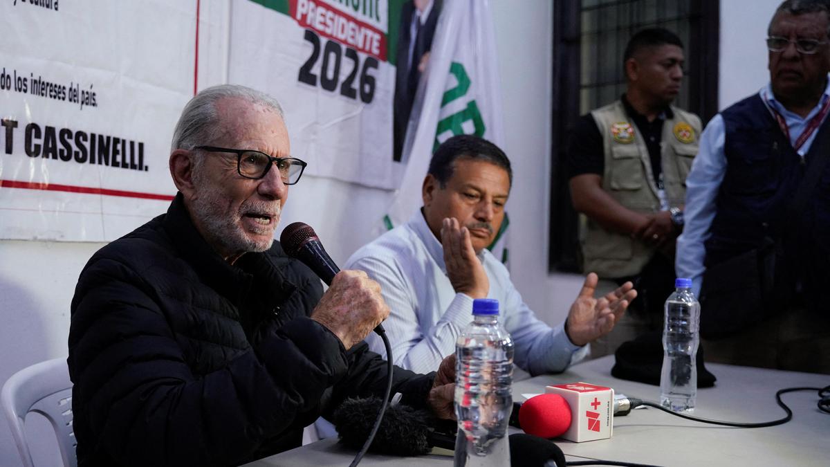 Peru presidential election results delayed after thousands get one-day voting extension
