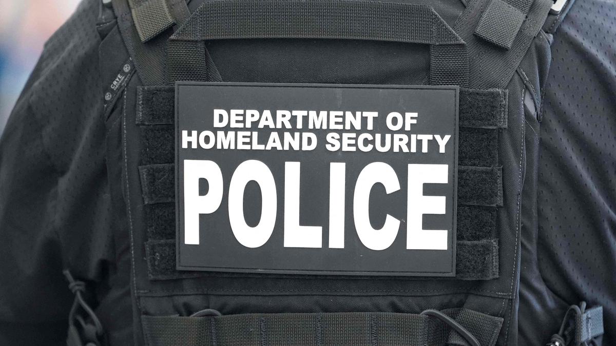 ICE officers shoot, wound man during immigration arrest in California