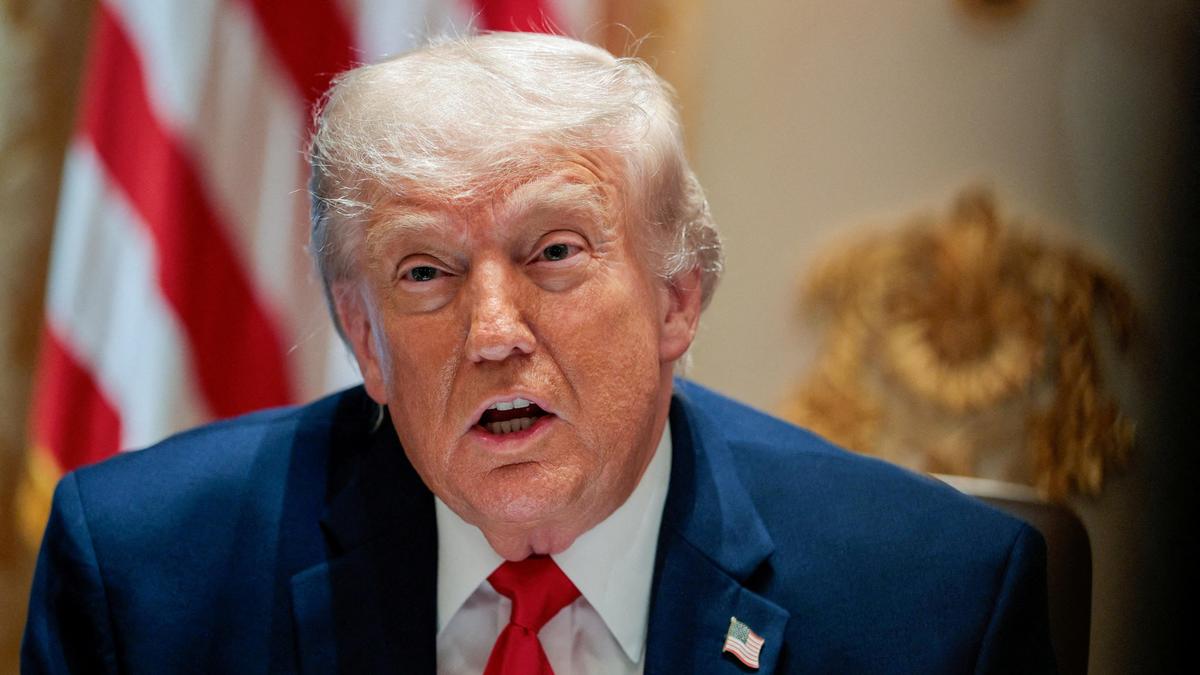 U.S. treasury officials moot 0 note featuring Trump