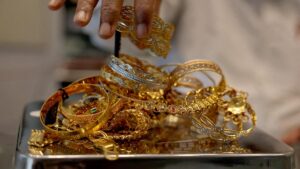 Gold duty hike to jeopardise jewellery trade; spur grey market, says GJC