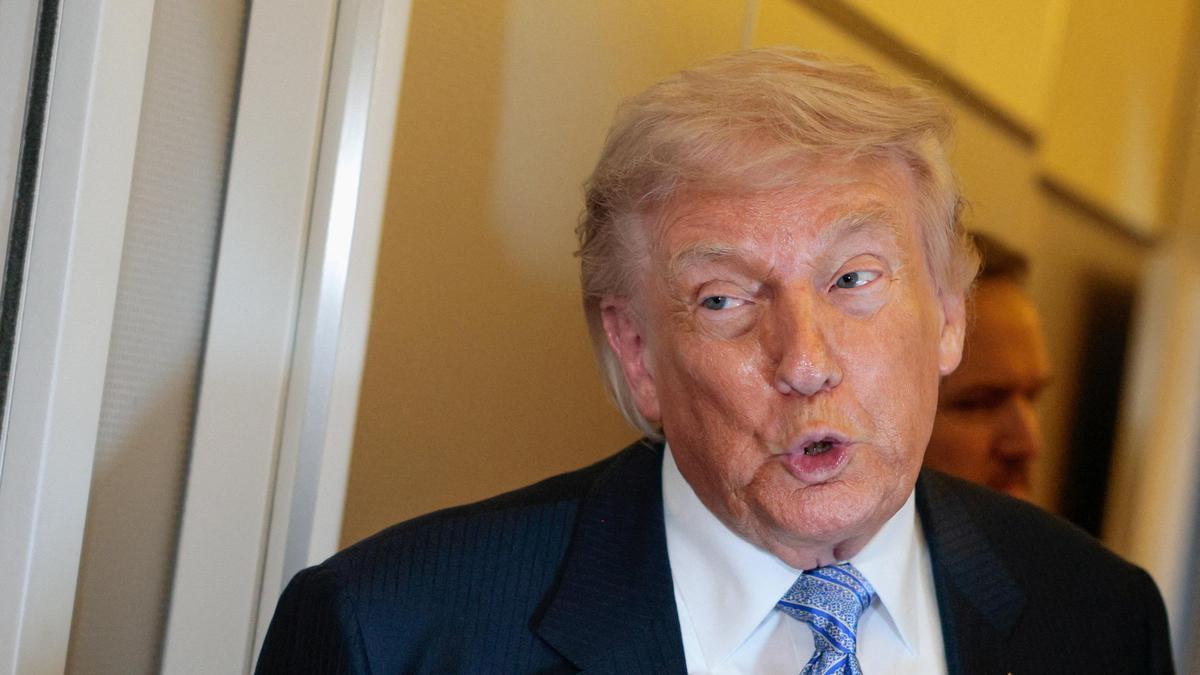 Trump warns against Taiwan independence after China visit