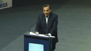 Mukesh Ambani draws no salary for sixth year in a row: RIL Annual Report