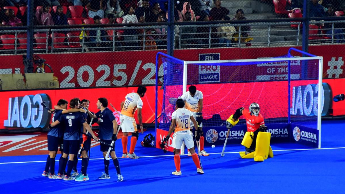 India ends home-leg with another loss