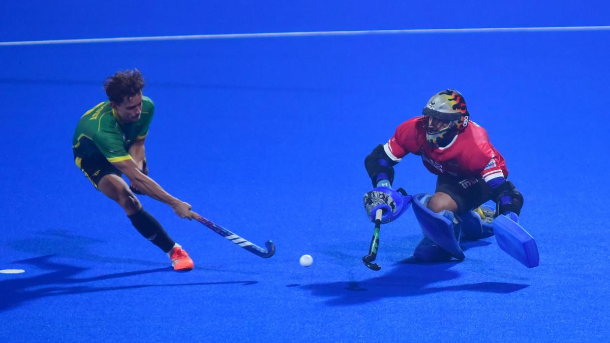Dragons rally to get the better of Royals