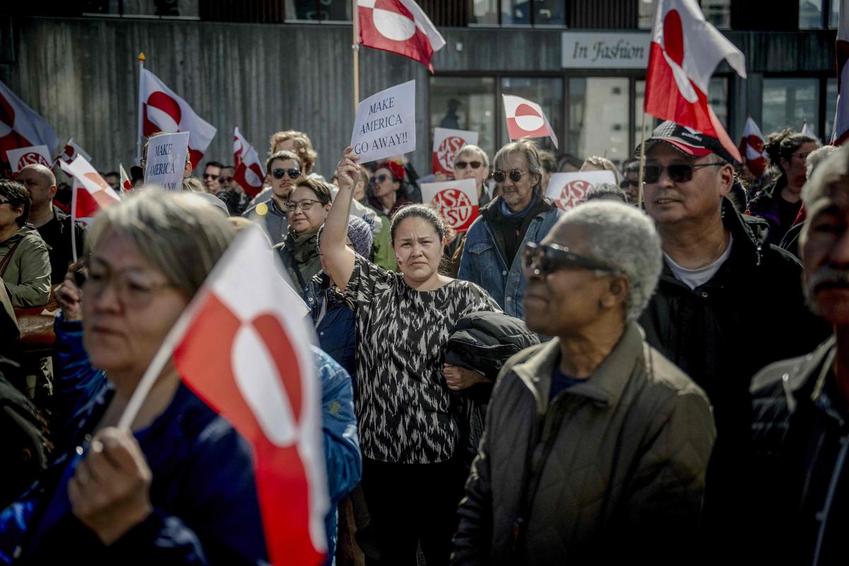 Greenlanders demonstrate against Trump as U.S. diplomats open new consulate
