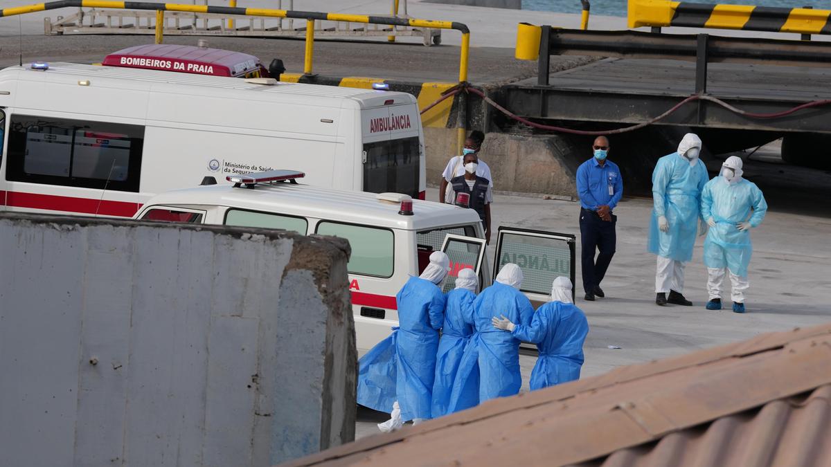Hantavirus outbreak: Centers for Disease Control and Prevention says monitoring U.S. travellers on cruise ship