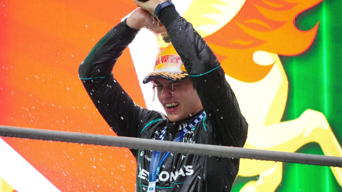 ‘Here we go Kimi… victory!’