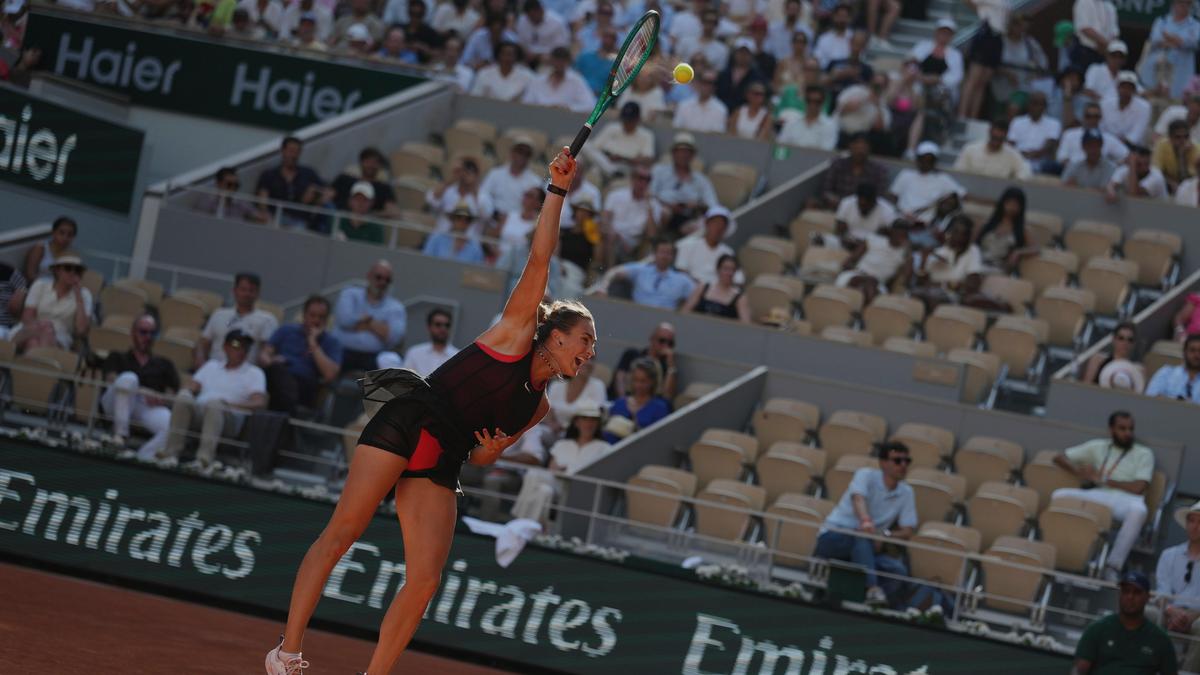 French Open 2026: Sabalenka survives first set wobble to beat Jacquemot