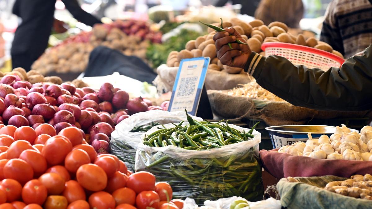 Wholesale price inflation rises to 8.3% in April on sharp spike in fuel, power, crude