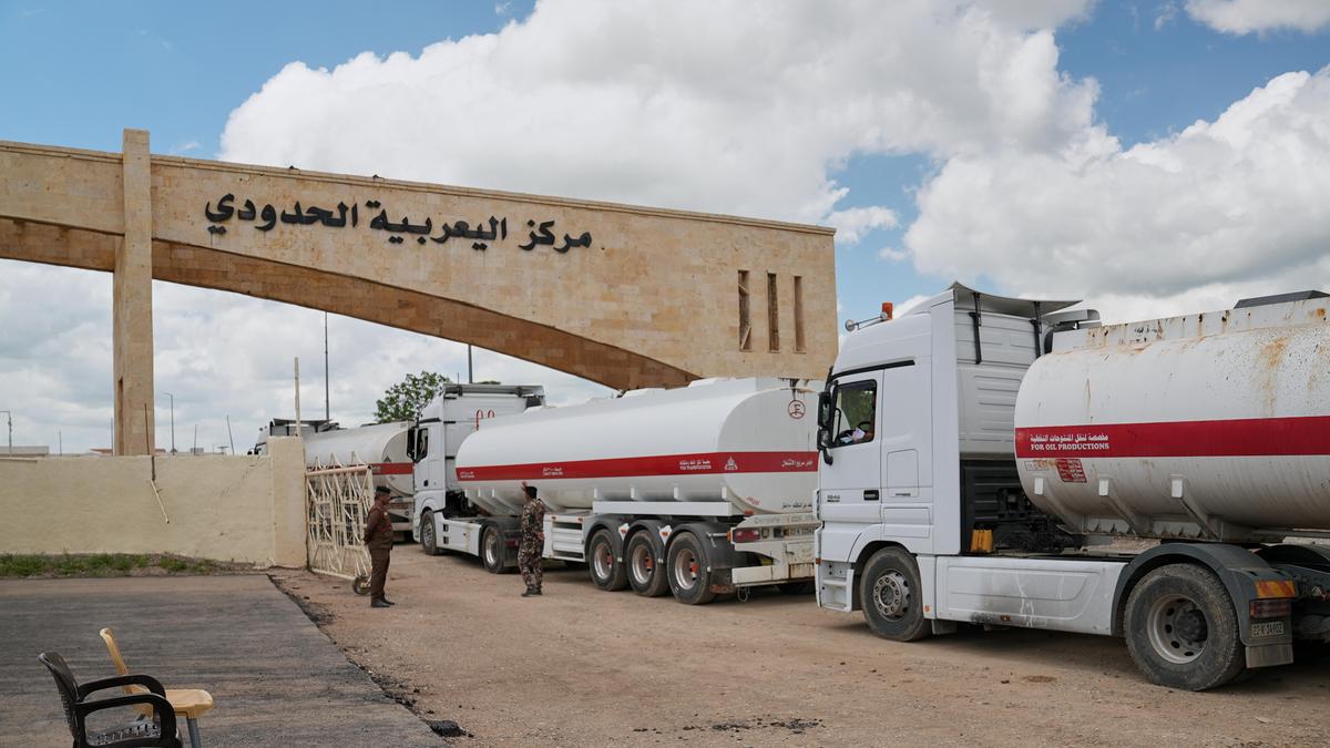 U.S. slaps sanctions on Iraqi deputy oil minister over Iran