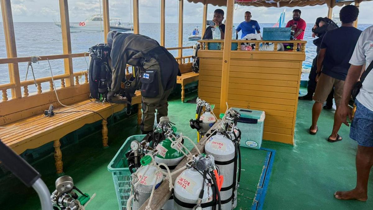 Finnish divers recover remaining 2 bodies of Italians from underwater cave in Maldives