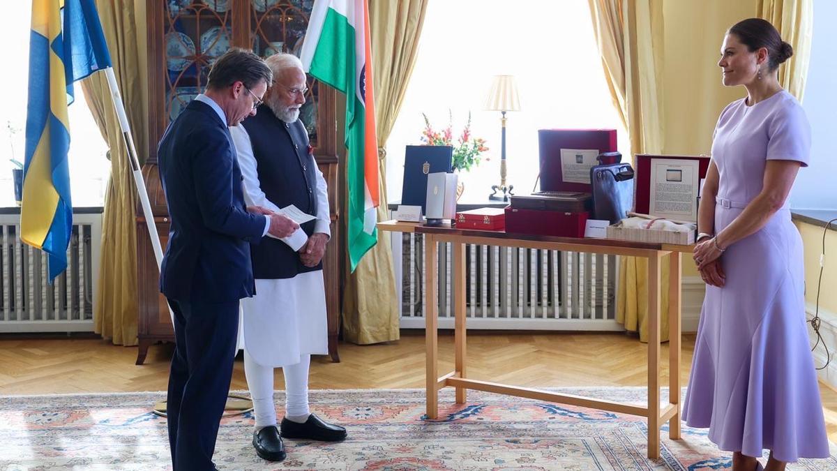 PM’s gifts: Muga silk stole for Italy PM, Ladakhi stole for Sweden PM, Kesar mangoes for UAE President