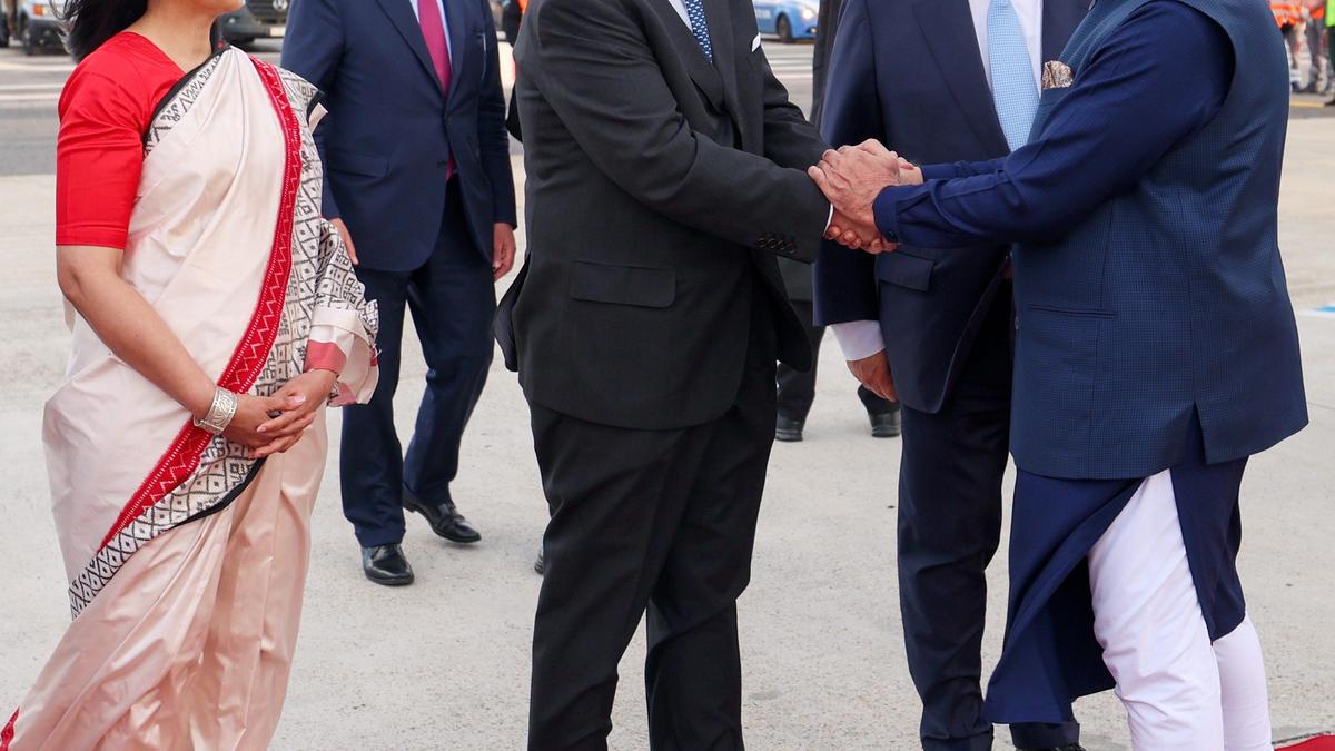 PM Modi arrives in Rome; to meet Italian PM Meloni | Live