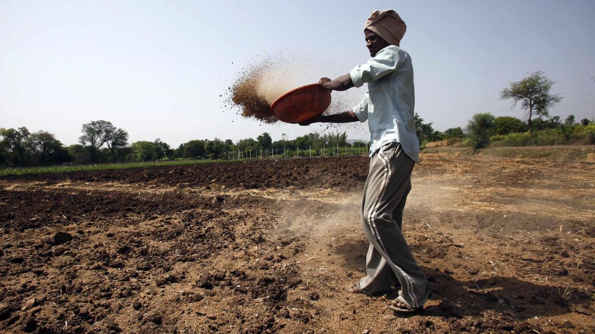 Fertilizer cargoes in focus as Iran tightens Strait transit rules