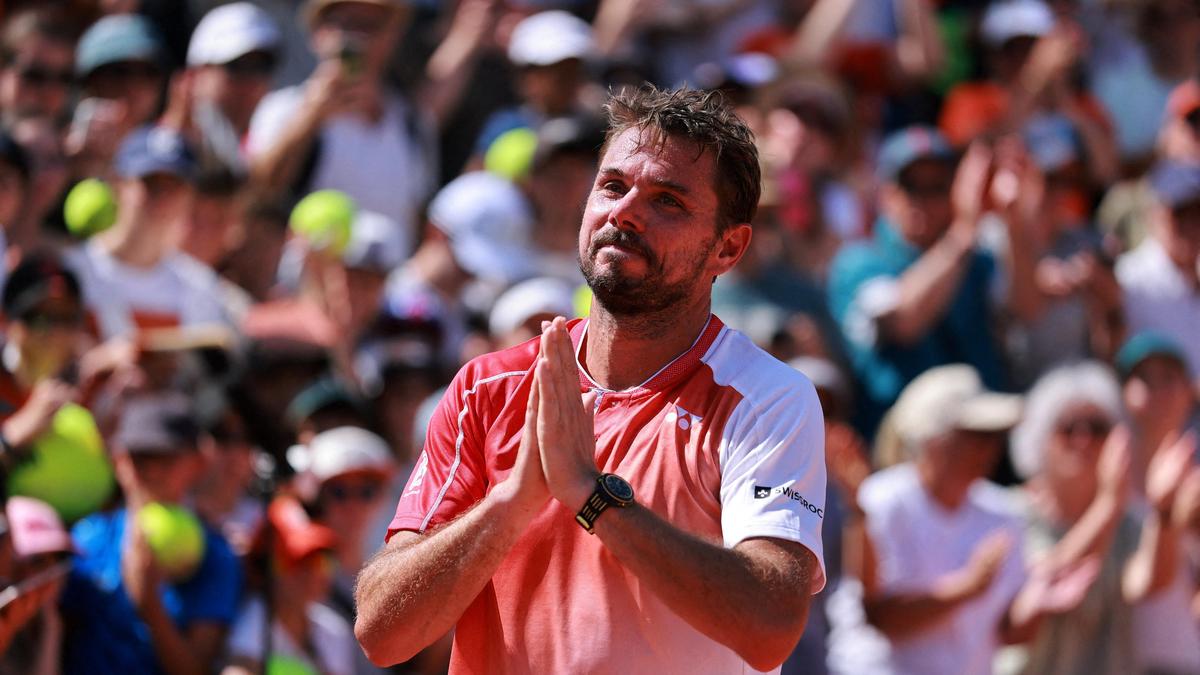 Wawrinka announces farewell fete with Federer and Murray