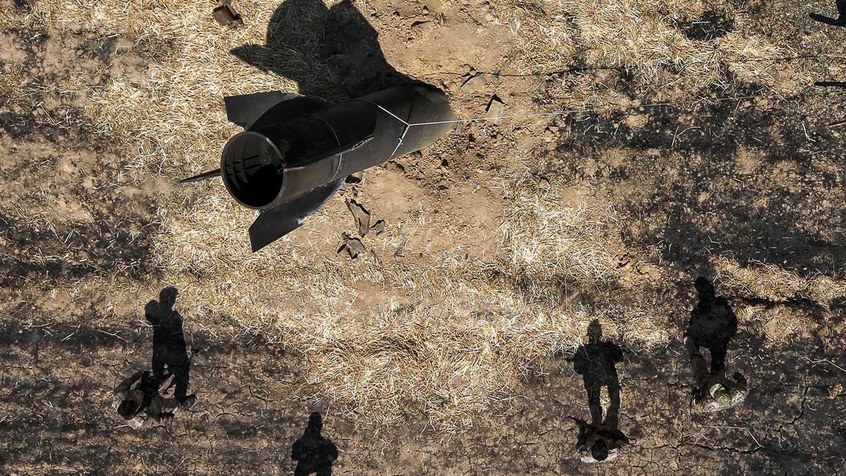 U.S.-Iran war: Maps, timelines and graphics tracking the war
